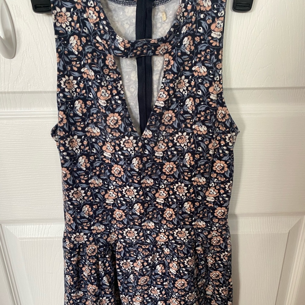 Hollister cute floral romper